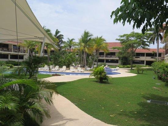 Private Family Room In Coronado Luxury Club & Suites Playa Coronado Exterior photo